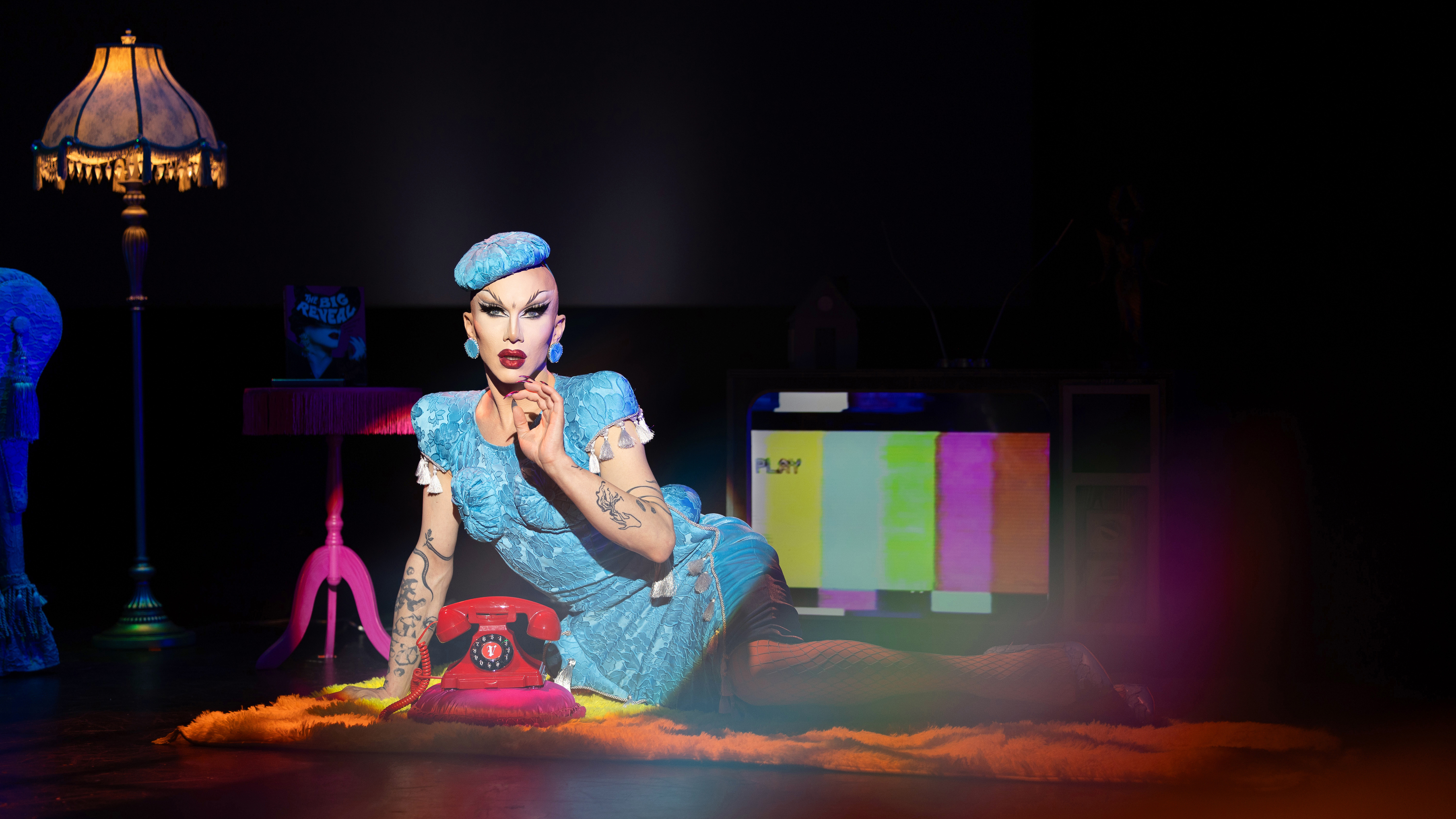 The Big Reveal Live Show (photo by Greg Endries)