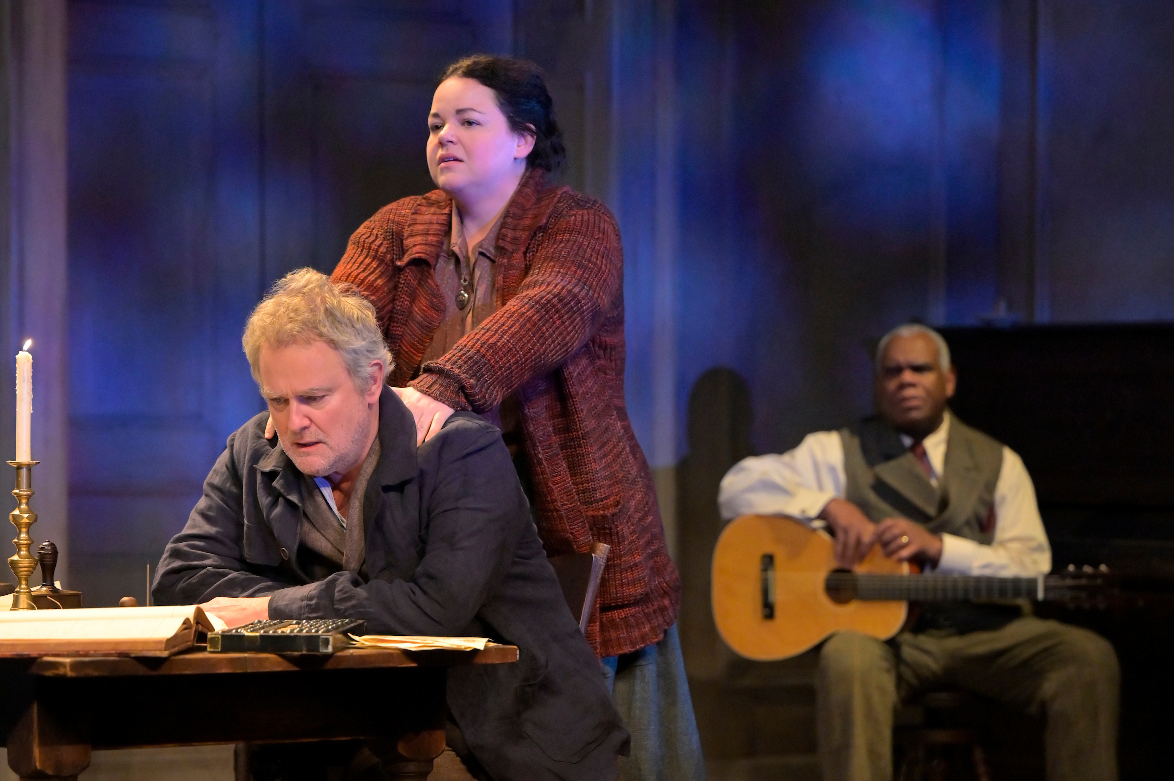 14 Hugh Bonneville (Iván Voinítsky), Melanie Field (Sófya Aleksándrovna), and Craig Wallace (Ílya Ílyich Telégin) in Uncle Vanya. (Photo by Kevin Berne/Berkeley Rep)