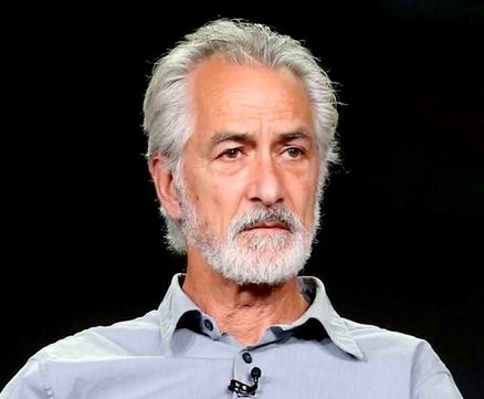 David Strathairn